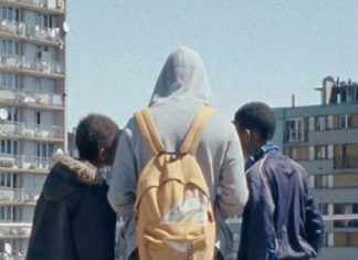 Par delà la com’, y a-t-il un cœur ?