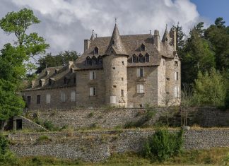 Tourisme patriotique, Pompéi et archéologie 3D : c’est l’actu Histoire (n°XII)