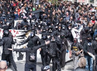 A l’origine du mouvement des Black Blocs